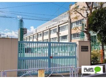 墨田区立横川小学校：361m