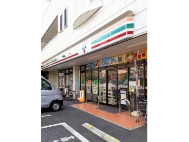 セブンイレブン北区志茂２丁目店：277m