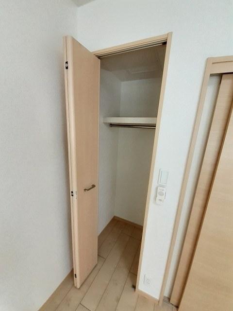 エバーグリーンアベニュー（102） 収納