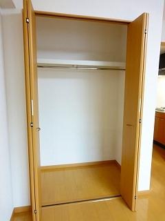 フロリーレン・セキ（102） 収納