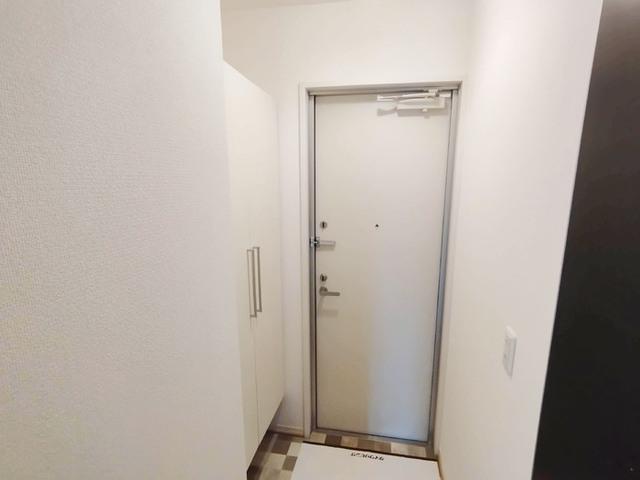 Pure Court（305） 玄関