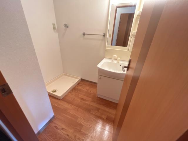 クレメント駒木Ｂ 部屋画像