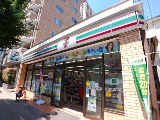 セブンイレブン：170m