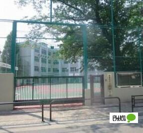 私立上野学園中学校：248m