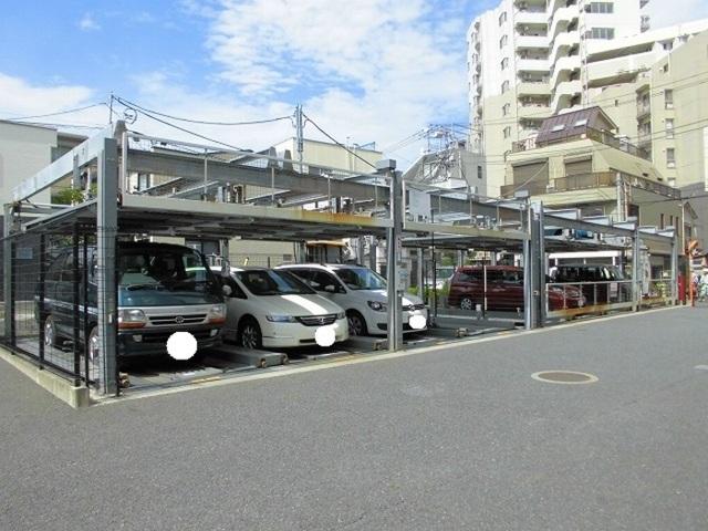 ラフィーネデュオ（504） 駐車場
