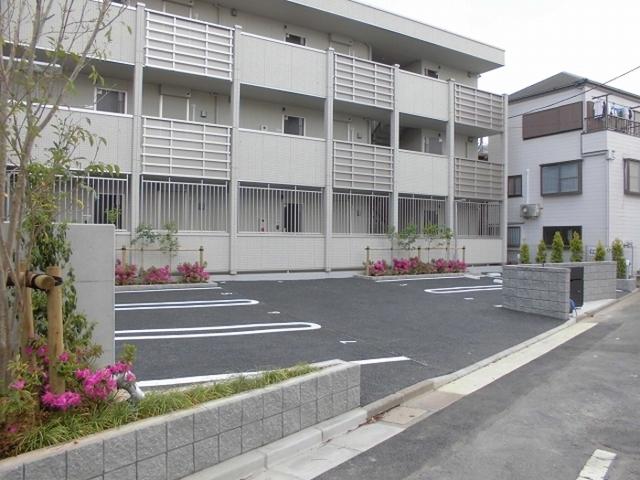 メゾンルミエール（307） 駐車場