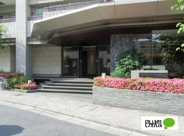 クレストレジデンス東中野 エントランス