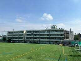 高校