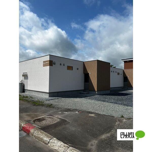 築2年2ヶ月 1階建の賃貸物件