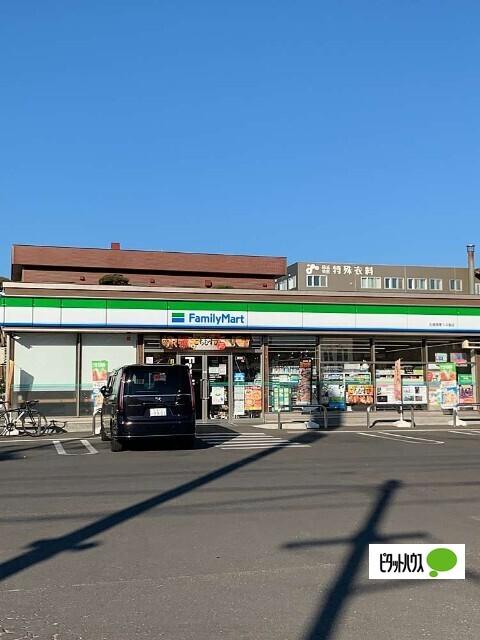 ファミリーマート札幌発寒7条店：678m