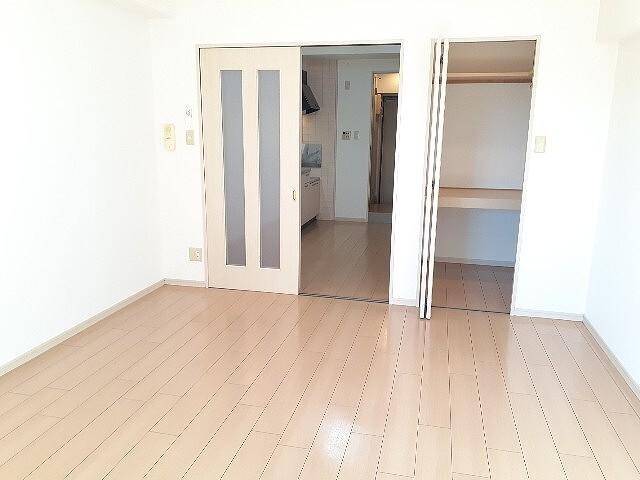 Ｓｏｌｅｉｌ　Ｈｏｎｊｉｎ（305） 室内