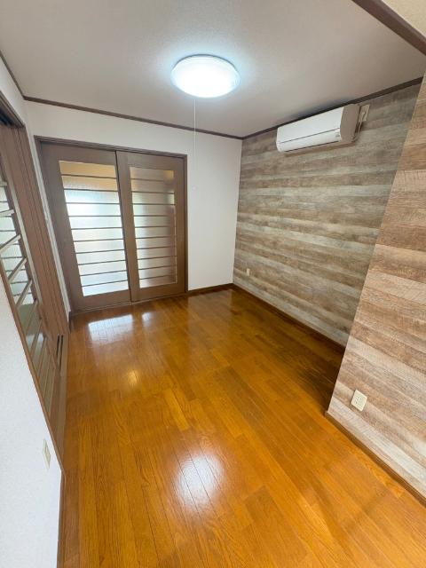 津市中河原戸建 室内