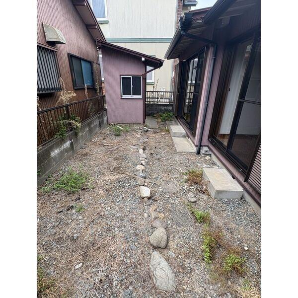 津市中河原戸建 庭