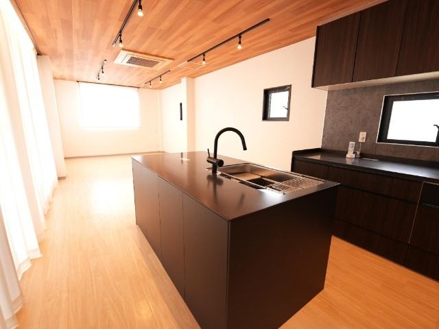 本山駅戸建て（事務所付き住宅） 部屋画像
