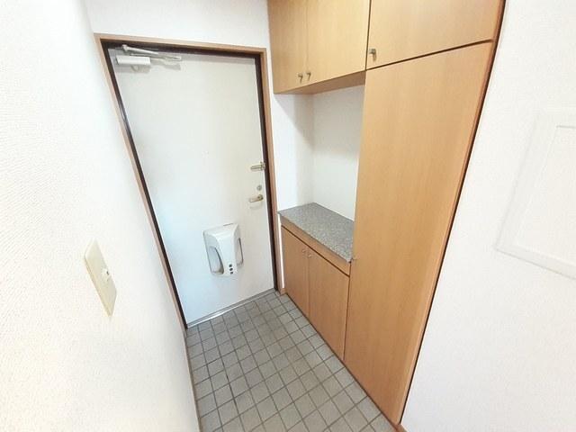 パラッツオ白山（405） 玄関
