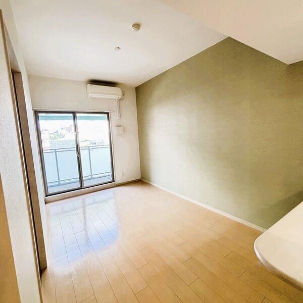 プレミアム浅間町（401） リビング