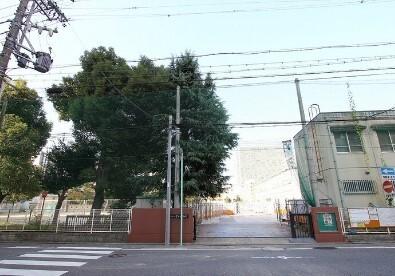 名古屋市立冨士中学校：344m