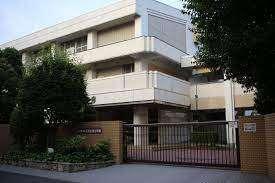 名古屋市立上名古屋小学校：320m