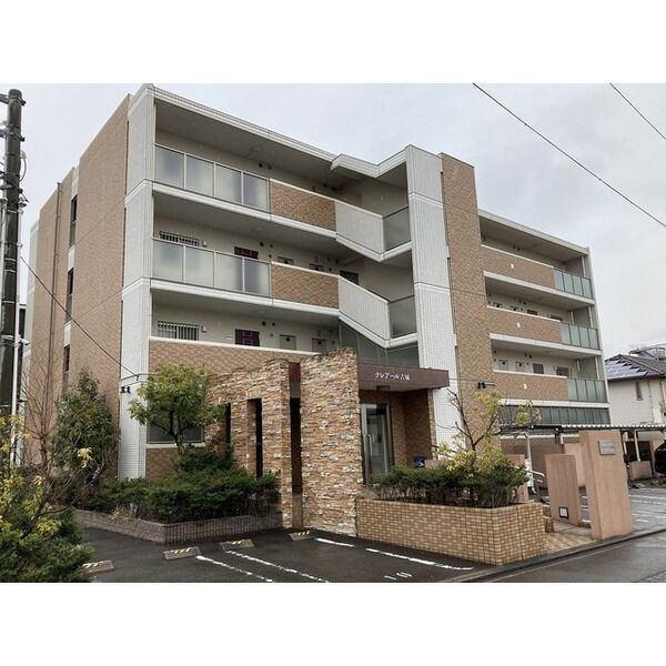 クレアール古城（305） 外観