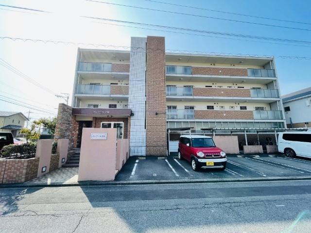 クレアール古城（305） 駐車場
