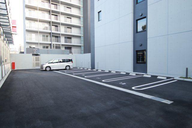 ベルヴュコート名古屋則武（407） 駐車場
