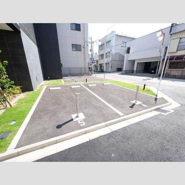 MAXIV名古屋（1204） 駐車場