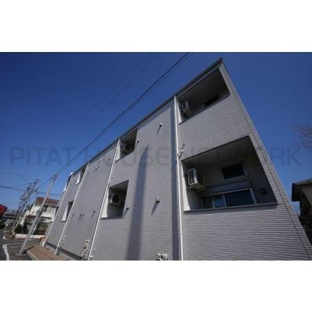 角地の物件です。