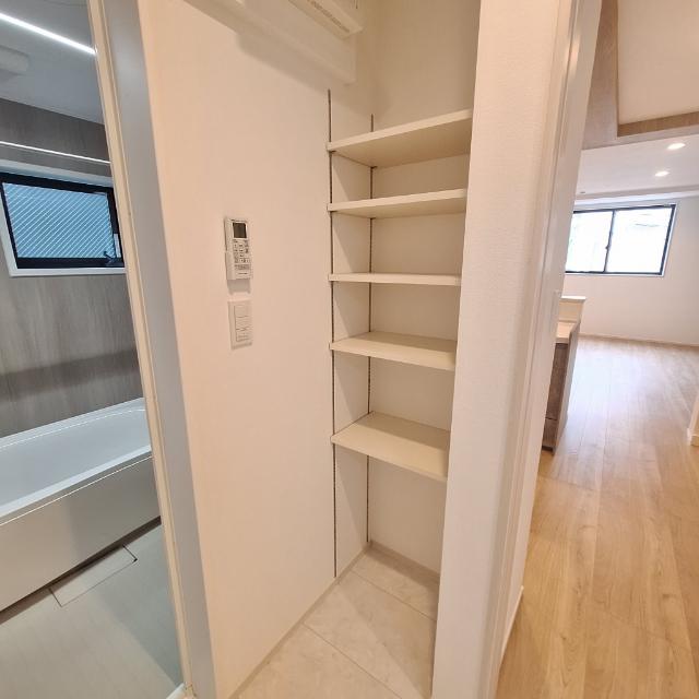 菅城下　新築戸建　全4棟　B号棟 収納