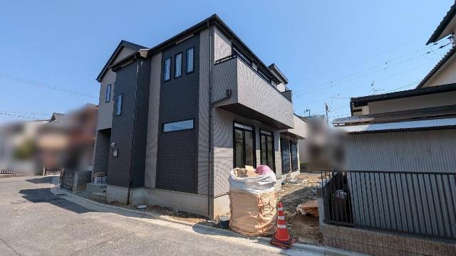 間もなく完成　内覧いつでも可能です