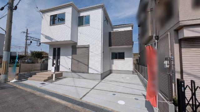 周辺は交通量の少ない静かな住宅街