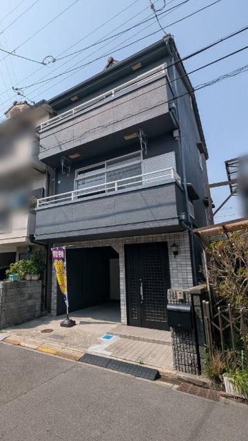 リビングを見渡せるカウンターキッチン