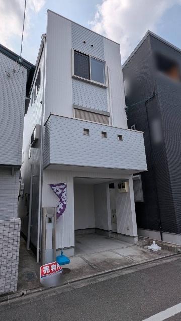 南側に建物が無いため、採光・通風良好です