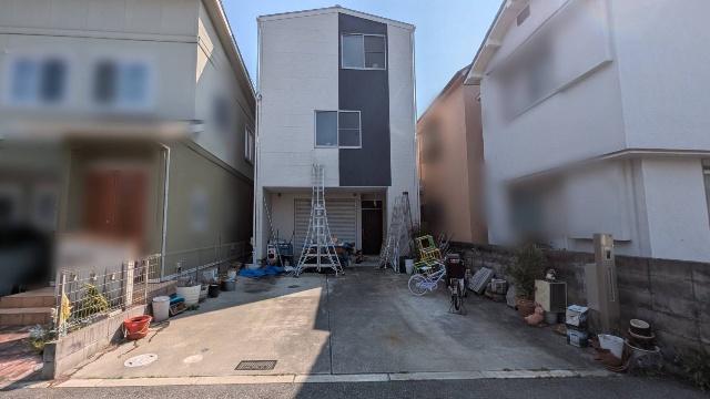 広々４ＬＤＫ＋シャッター付き倉庫