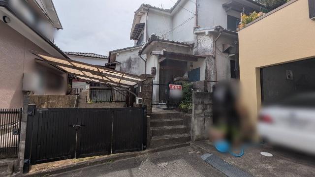 建築条件無し　有効敷地約３７坪