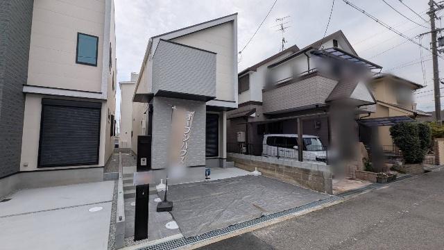 オシャレな内外装の新築戸建