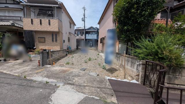 建築条件無し　敷地約２４.８坪