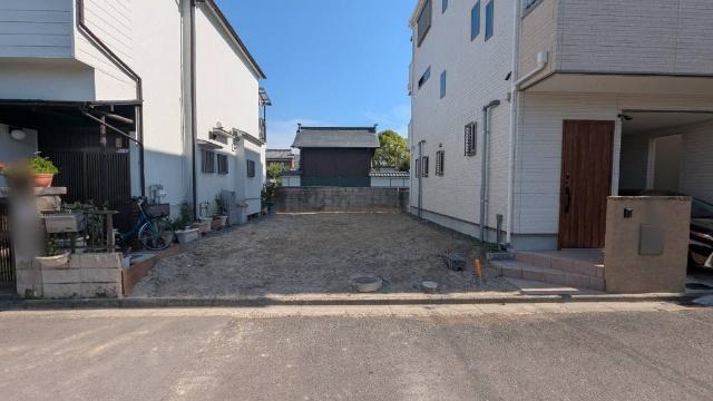 間もなく建築開始　限定１区画分譲