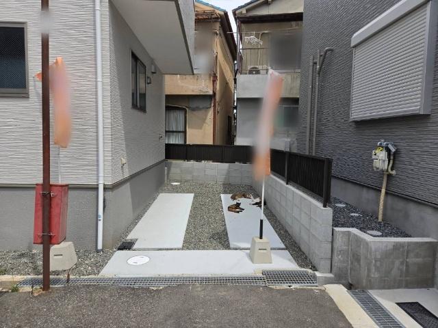 高槻市大塚町二丁目　新築戸建　１期１号地 駐車場