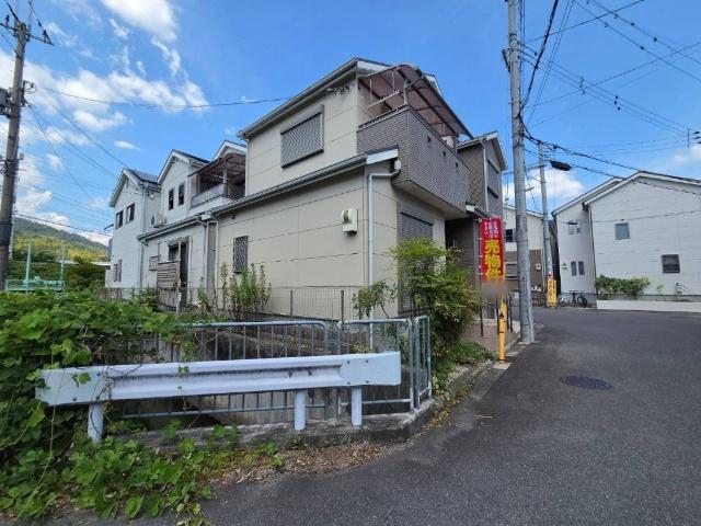 高槻市萩之庄三丁目　中古戸建 外観