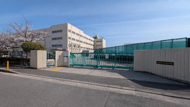 高槻市立如是中学校