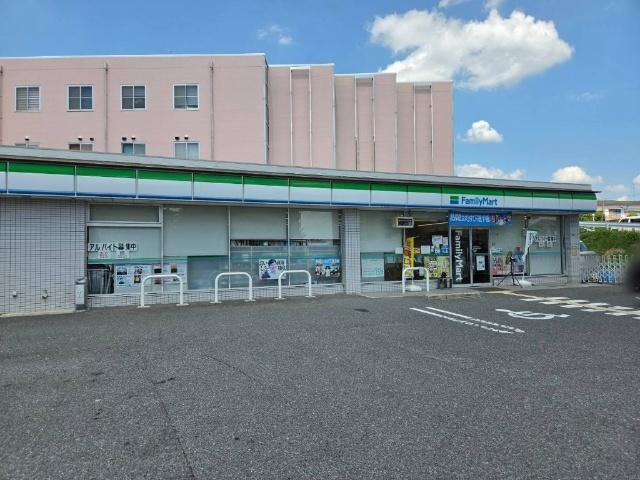 ファミリーマート茨木警察病院前店