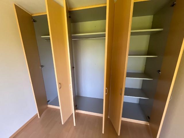 ロイヤルガーデン 部屋画像