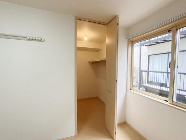 ルピナ東通（103） 玄関