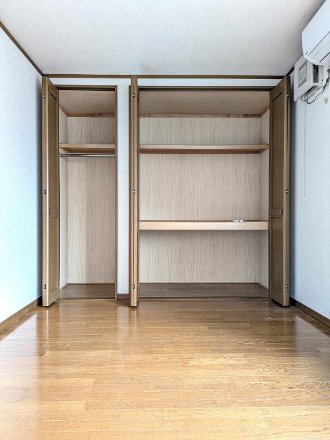 サンパレス東通（205） 収納