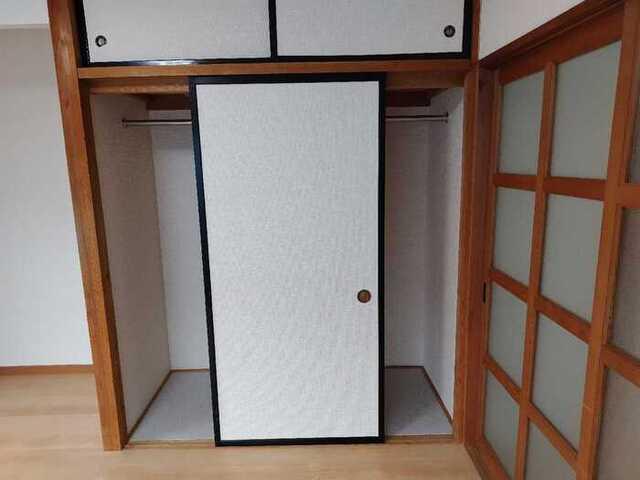 川の辺ハイツ（206） 収納