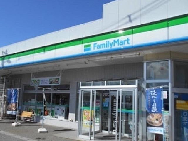 ファミリーマート割山店：1131m