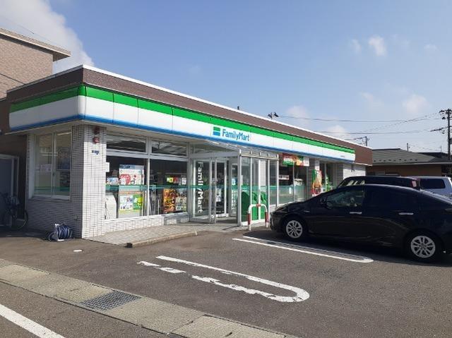 ファミリーマート秋田南通宮田店：437m