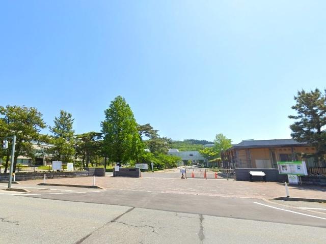 国立秋田大学：4241m