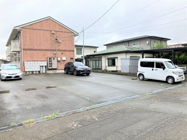 ローズシャルダン（203） 駐車場
