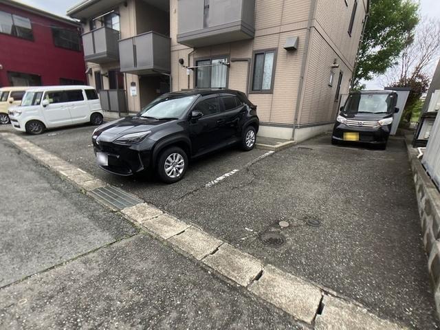 サン・セジュール（101） 駐車場
